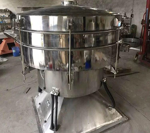 干鹽分級用什么篩分機，搖擺篩怎么樣？